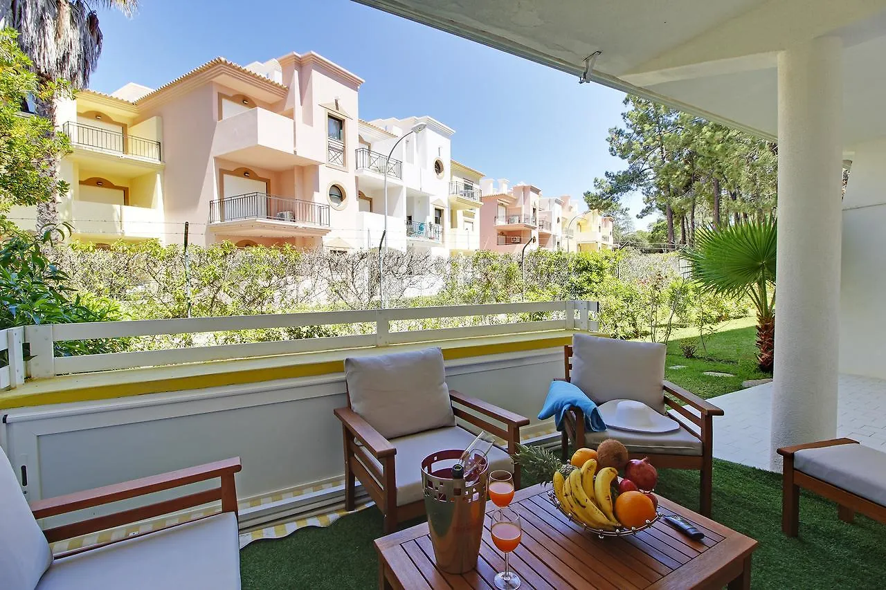 Nautilus Sun Apartment  维拉摩拉